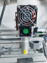 Load image into Gallery viewer, An Endurance DPSS impulse 532 nm green laser attachment for 3D printes, engraving, marking and research.