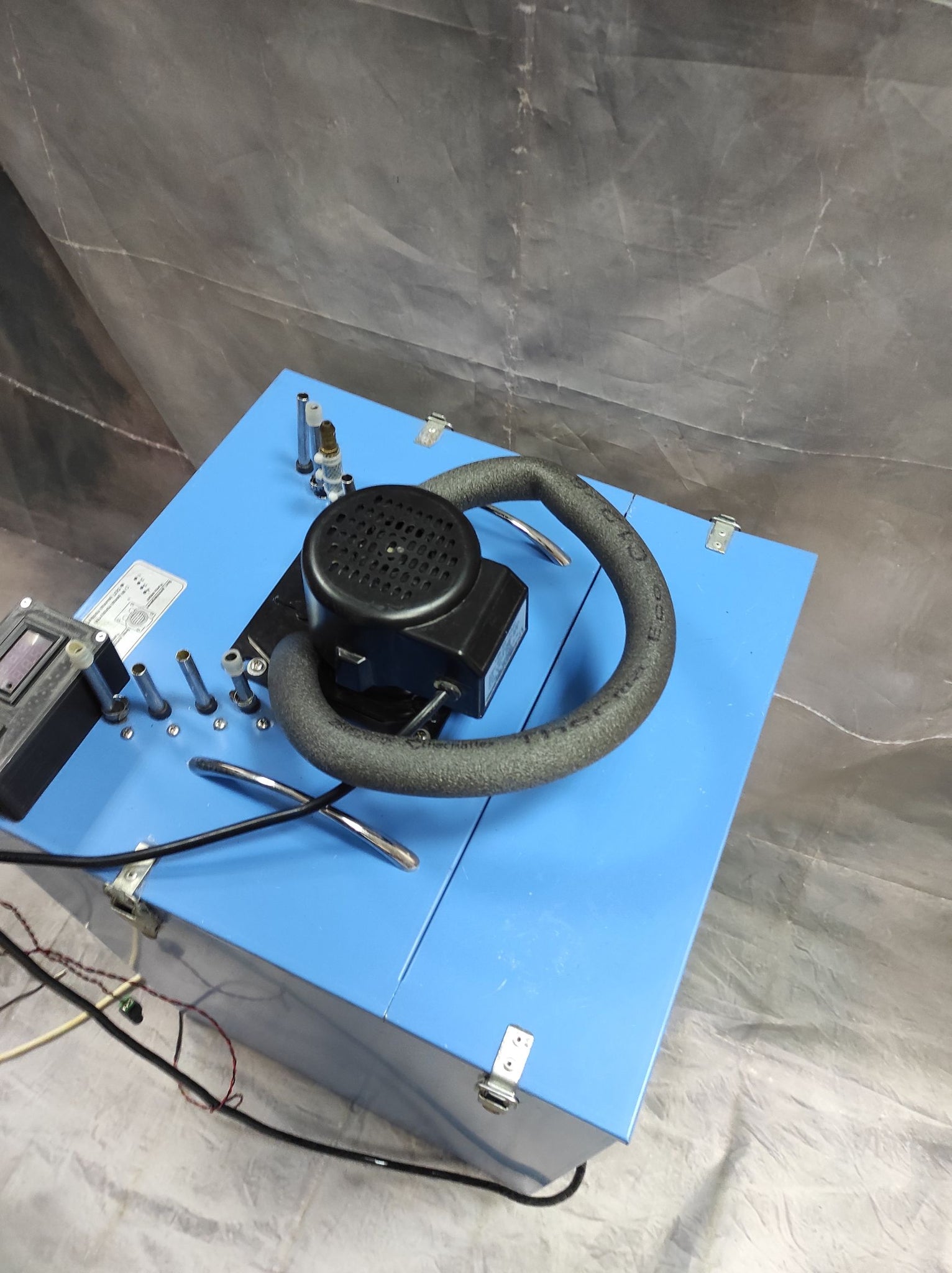 A industrial water chiller for DPSS, fiber, Co2 lasers – Endurance Lasers